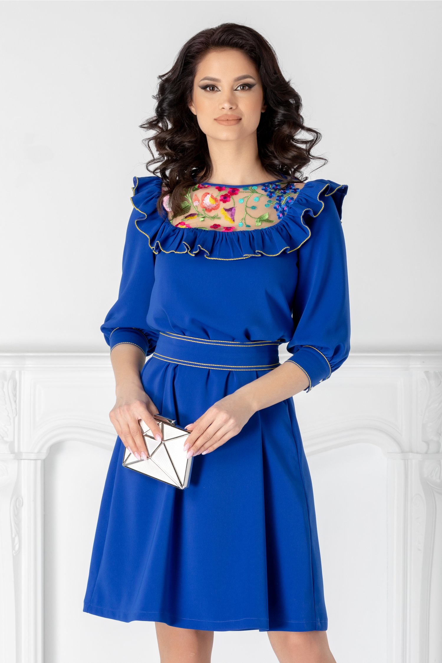 Rochie LaDonna albastra cu dantela si volane la bust
