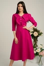 Rochie LaDonna fucsia clos de ocazie cu guler maxi si nasturi perluta