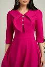 Rochie LaDonna fucsia clos de ocazie cu guler maxi si nasturi perluta