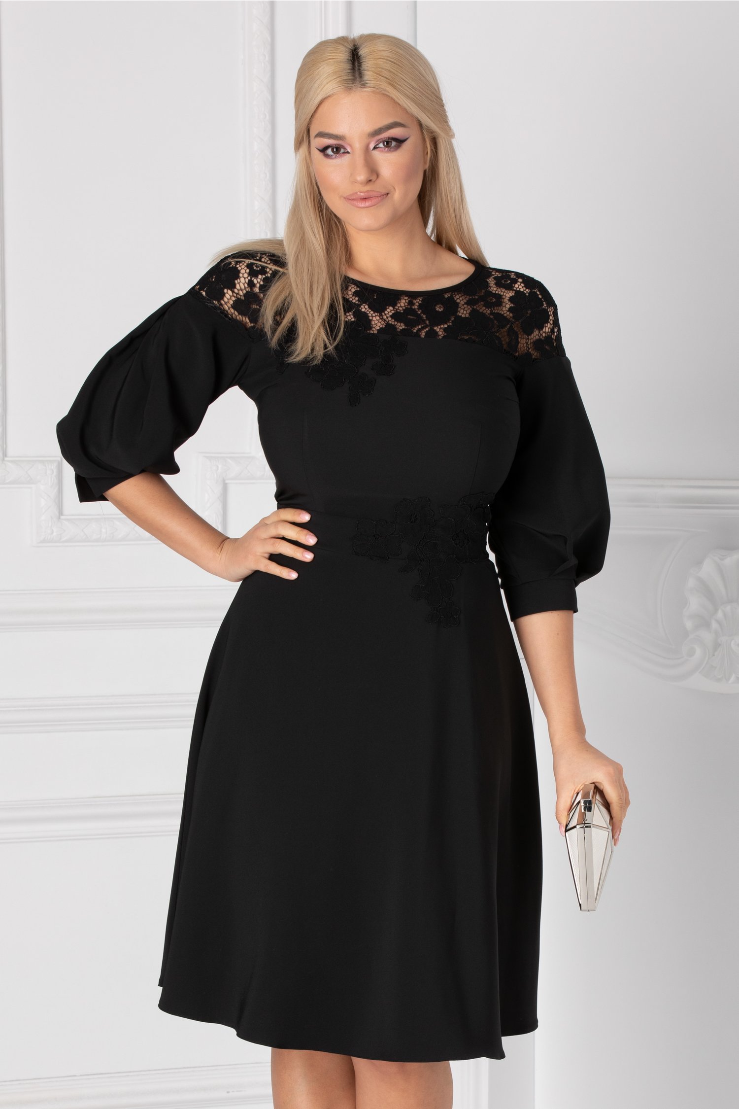 Rochie LaDonna neagra cu dantela florala