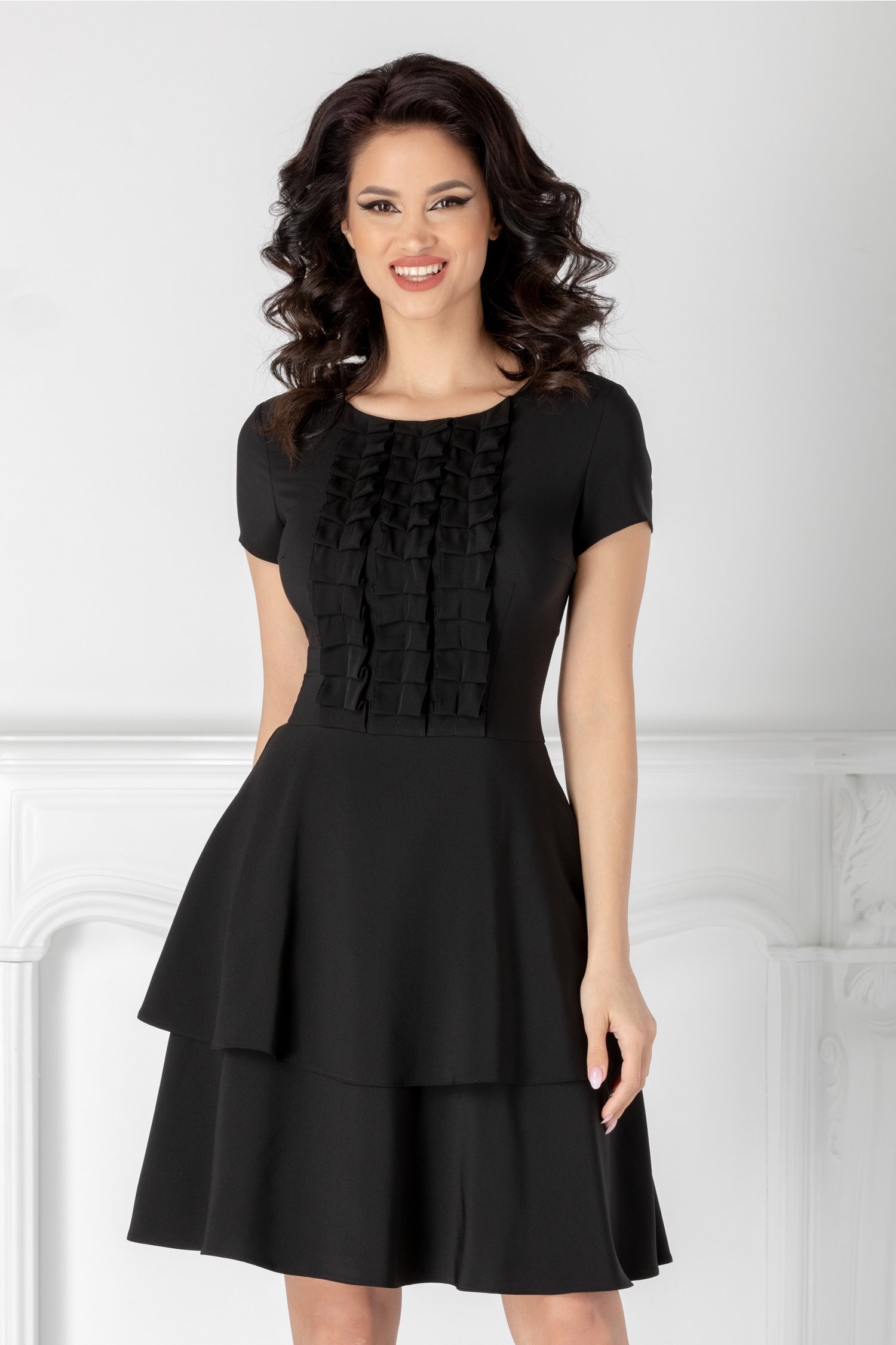 Rochie LaDonna neagra cu volanase
