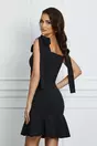 Rochie LaDonna neagra scurta cu volan la baza si funde la umeri