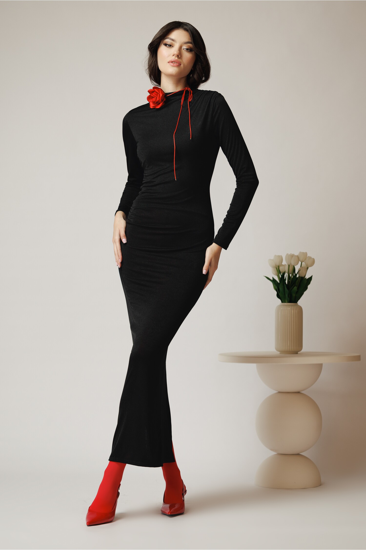 Rochie lunga eleganta din lycra neagra cu fronseuri