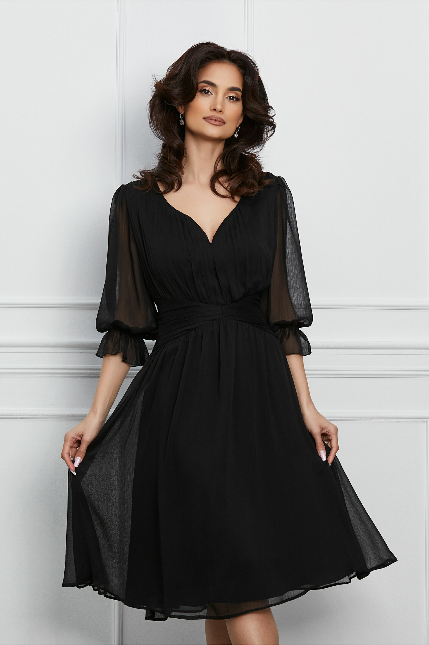 Rochie Mara neagra din voal creponat