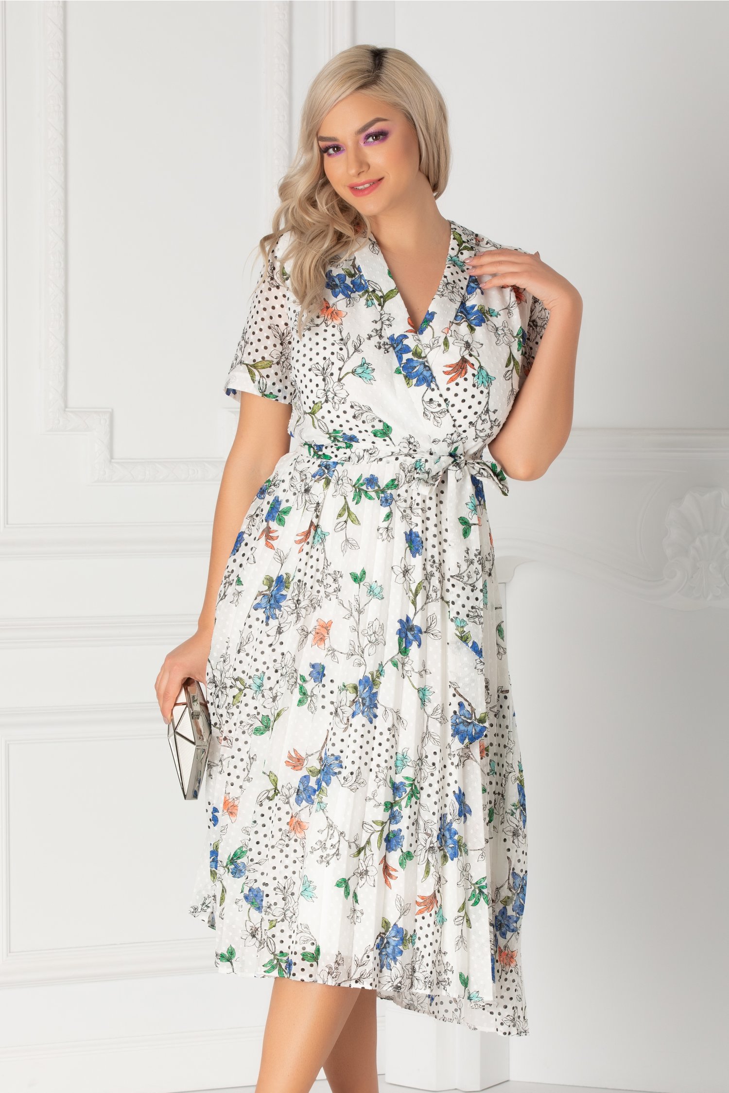 Rochie Margi alba cu buline si imprimeu floral albastru