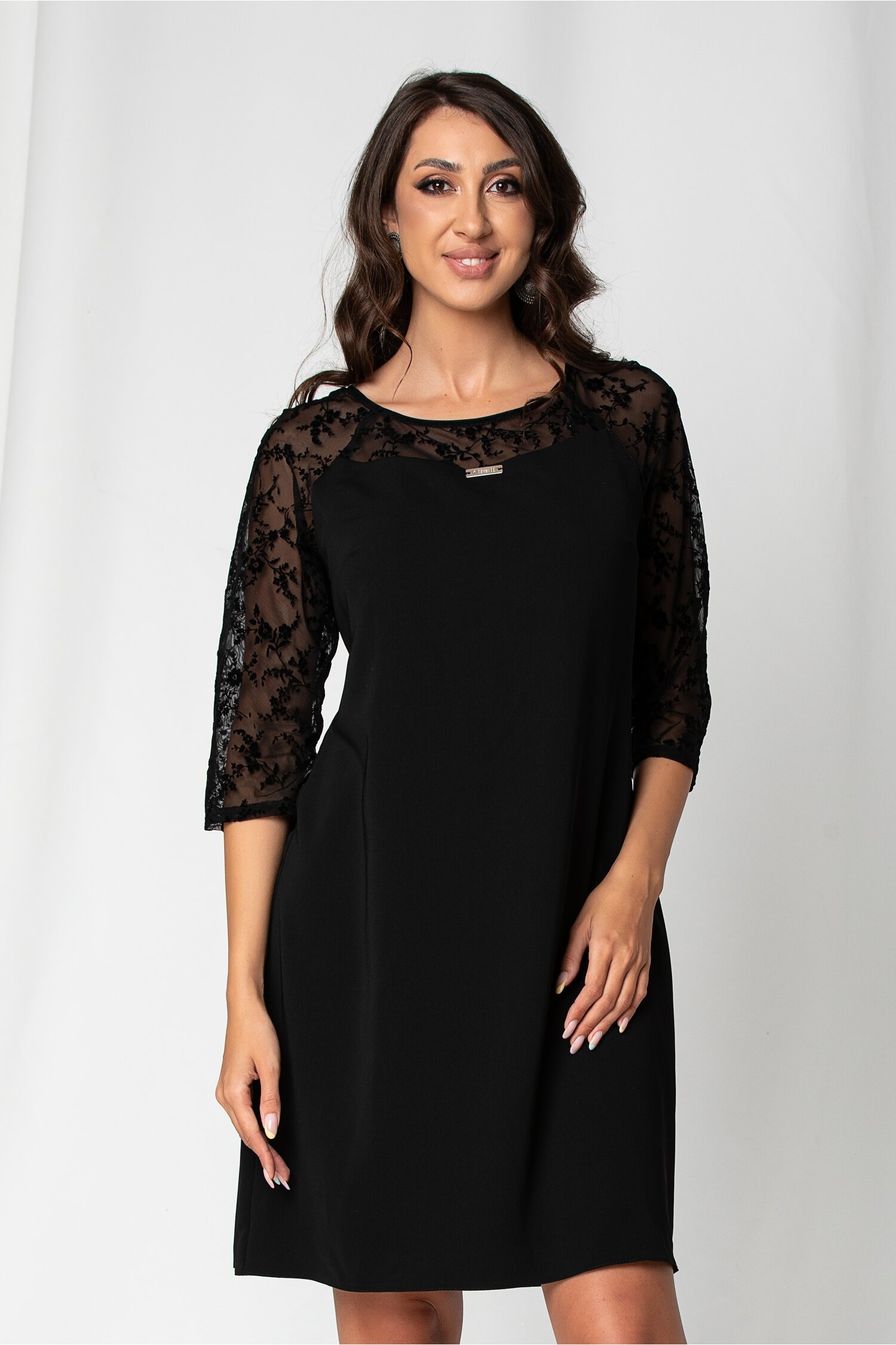 Rochie Marissa neagra cu tulle si catifea in partea superioara