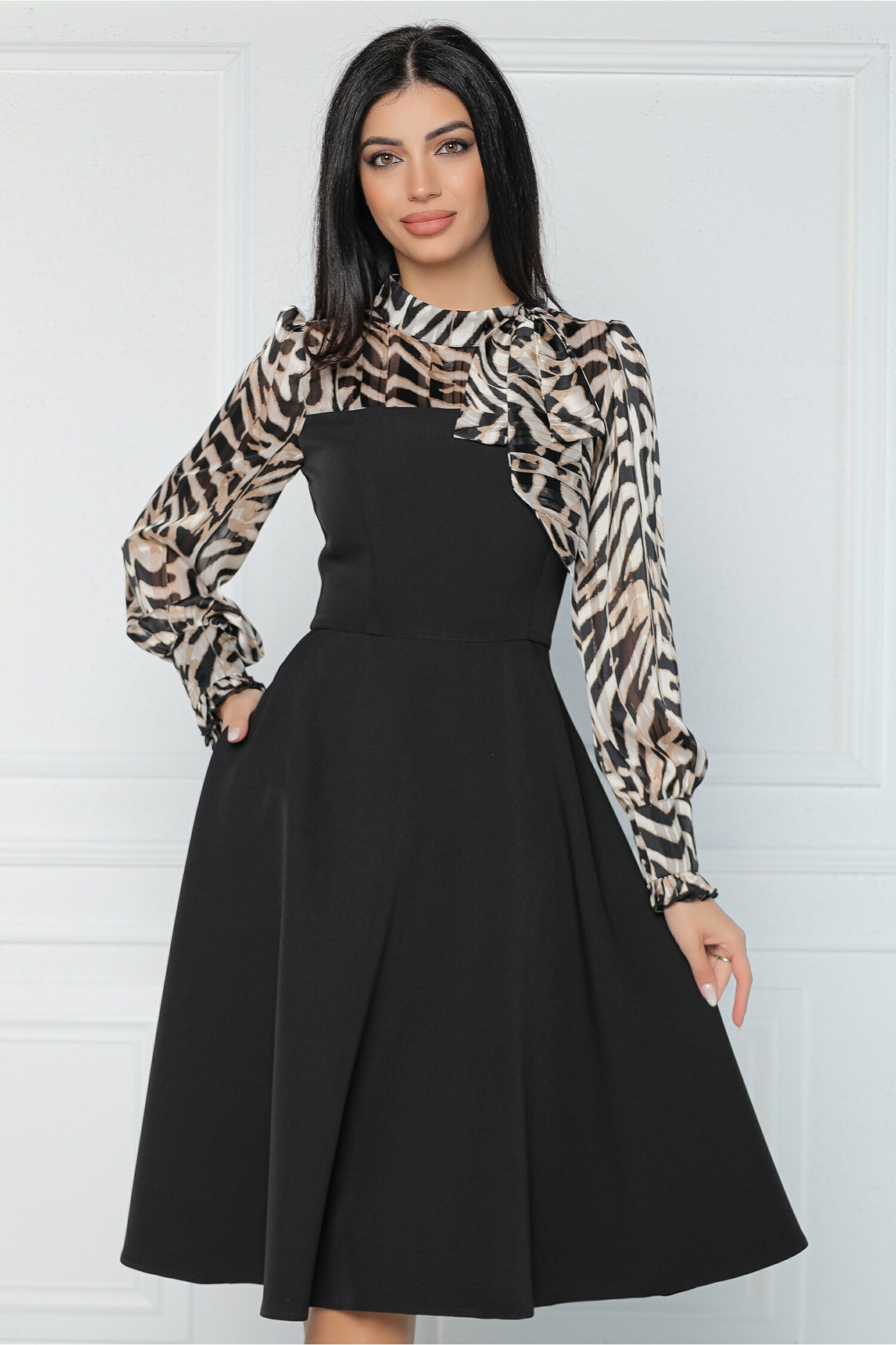 Rochie office din stofa cu voal la bust si animal print bej