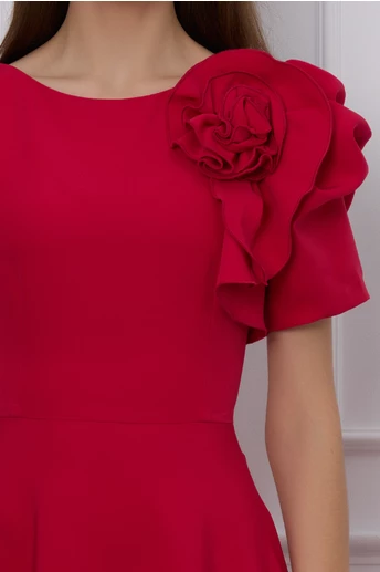 Rochie MBG rosu zmeura cu umeri bufanti si aplicatie florala 3D