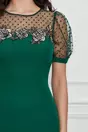 Rochie MBG verde cu broderie florala la bust si buline