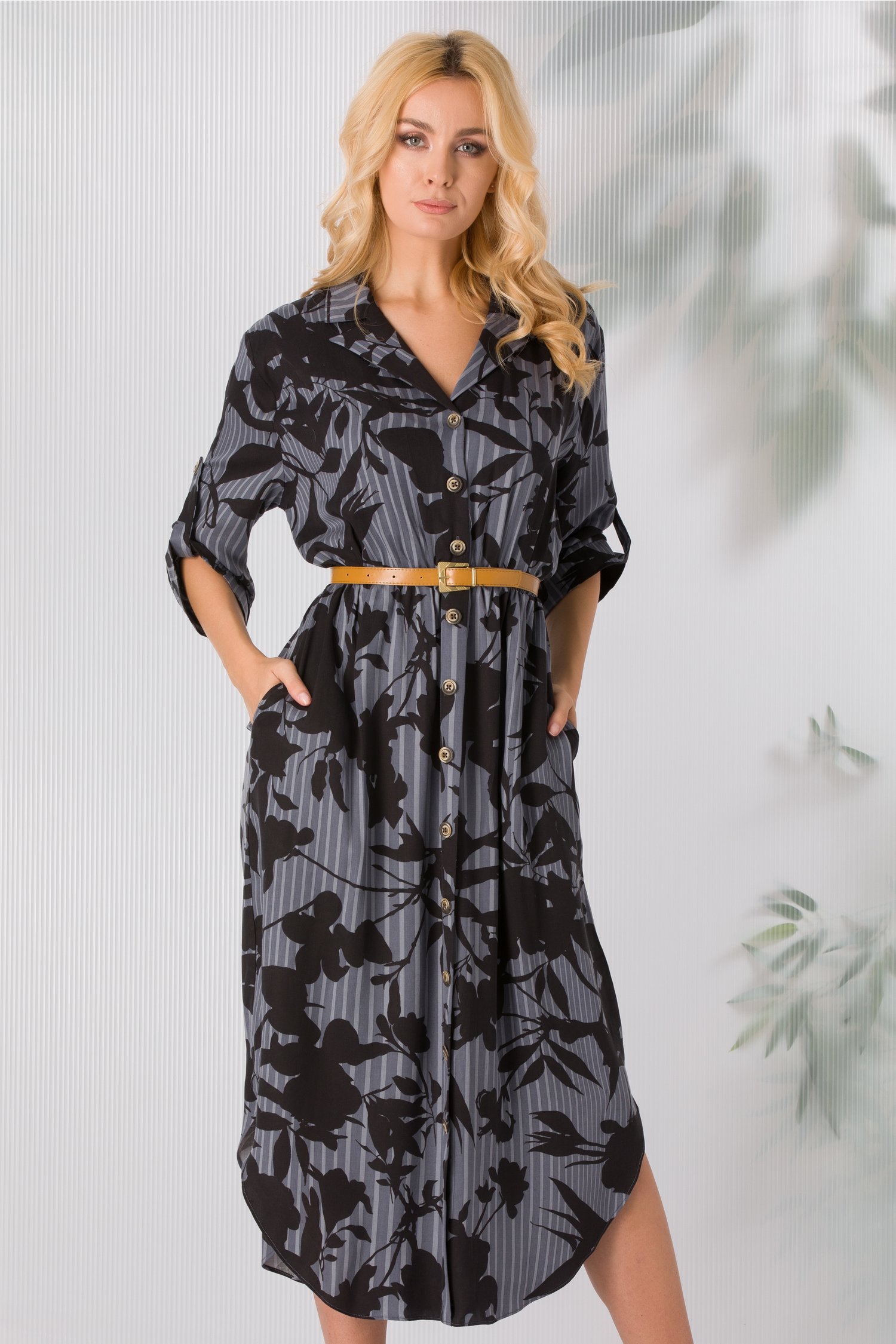 Rochie mirabela tip camasa gri cu dungi si imprimeuri florale