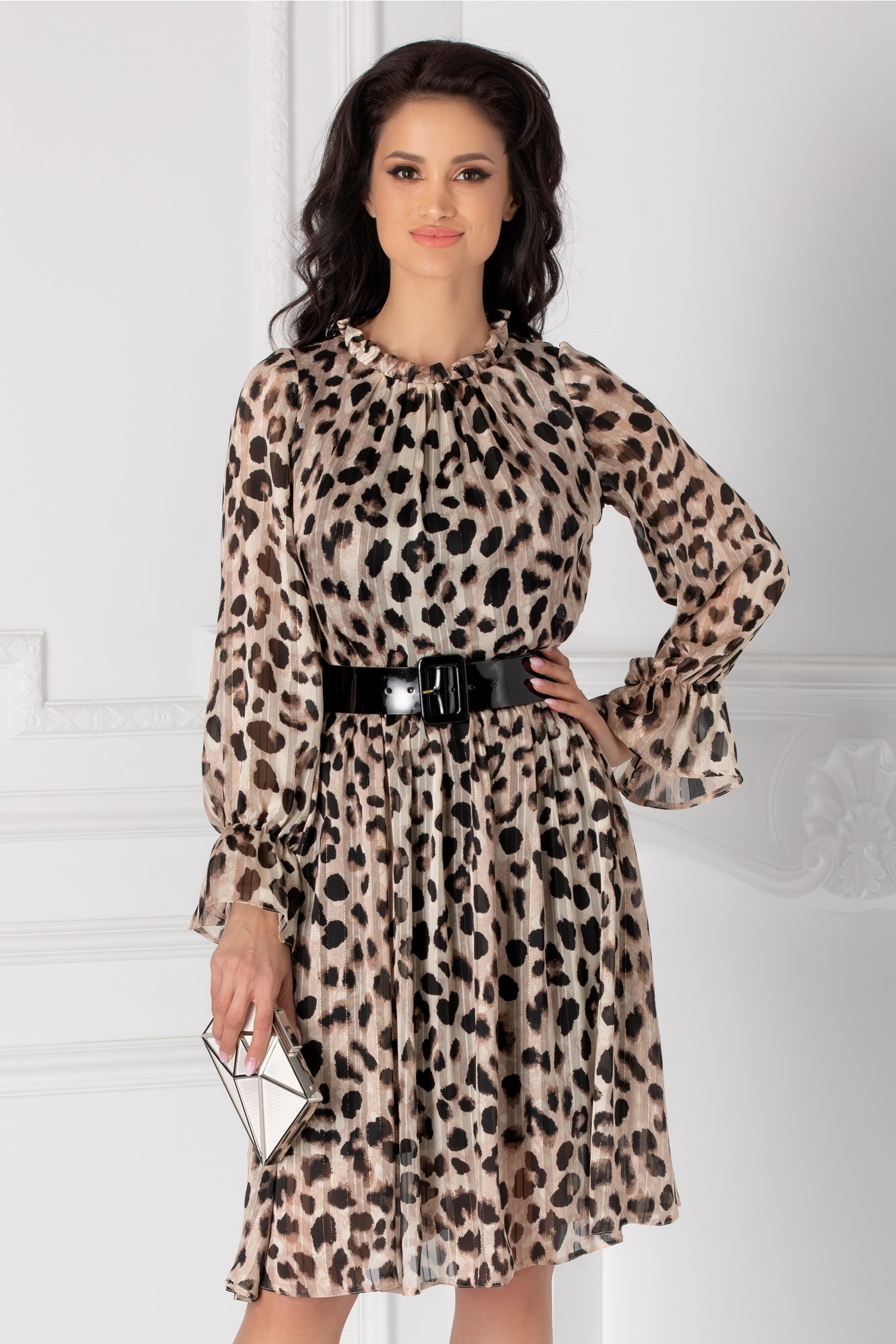 Rochie Moze cu animal print si fir auriu