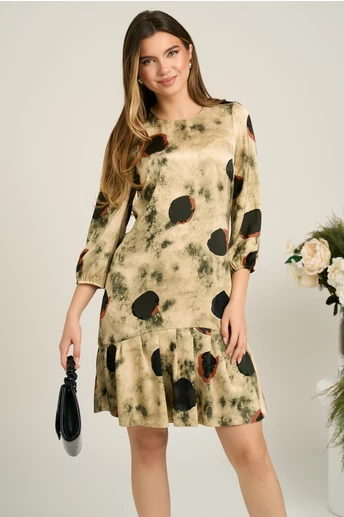 Rochie Moze de zi din satin bej cu imprimeuri negre si volan la baza