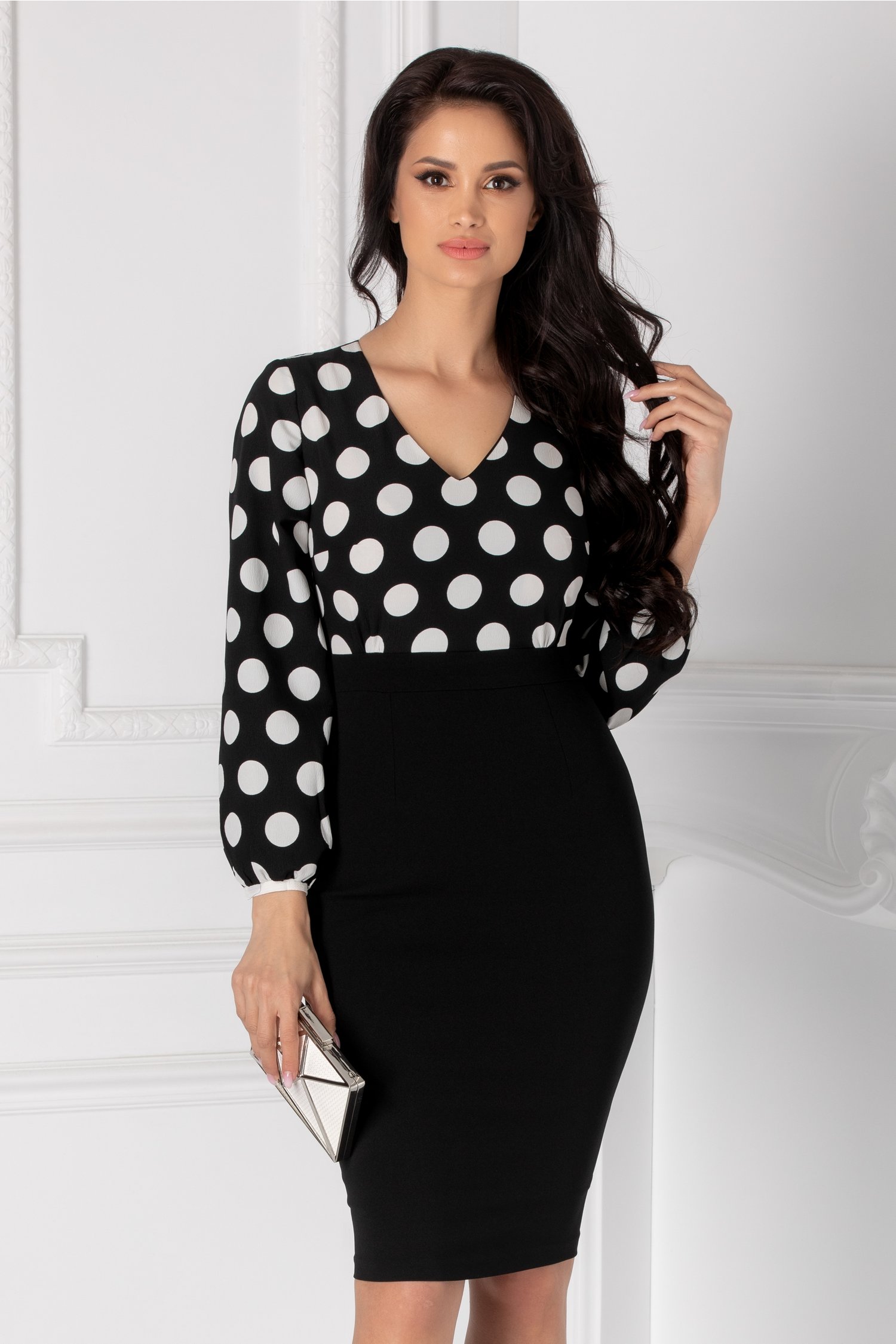 Rochie Moze neagra cu buline albe la bust
