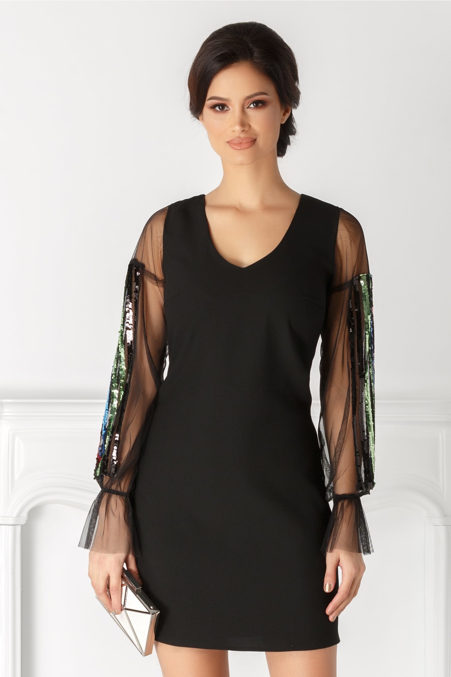 Rochie Moze neagra cu paiete colorate la maneci