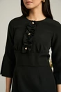 Rochie Moze neagra scurta cu volanase si perle pe bust
