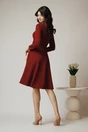 Rochie Moze office din stofa bordo cu nasturi la bust si funde in talie