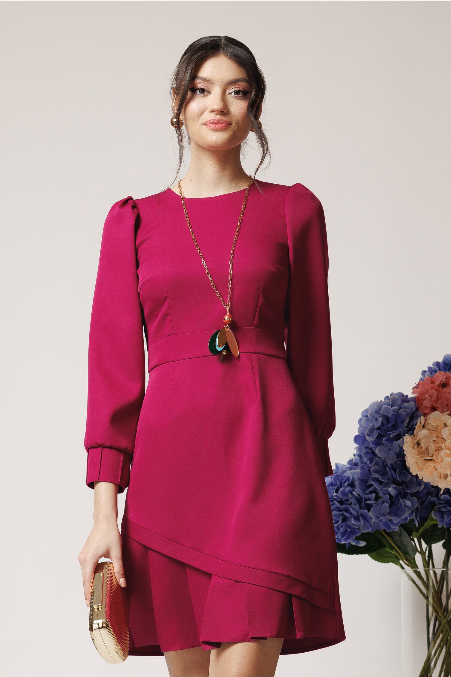 Rochie Moze office din stofa magenta cu pliuri la baza