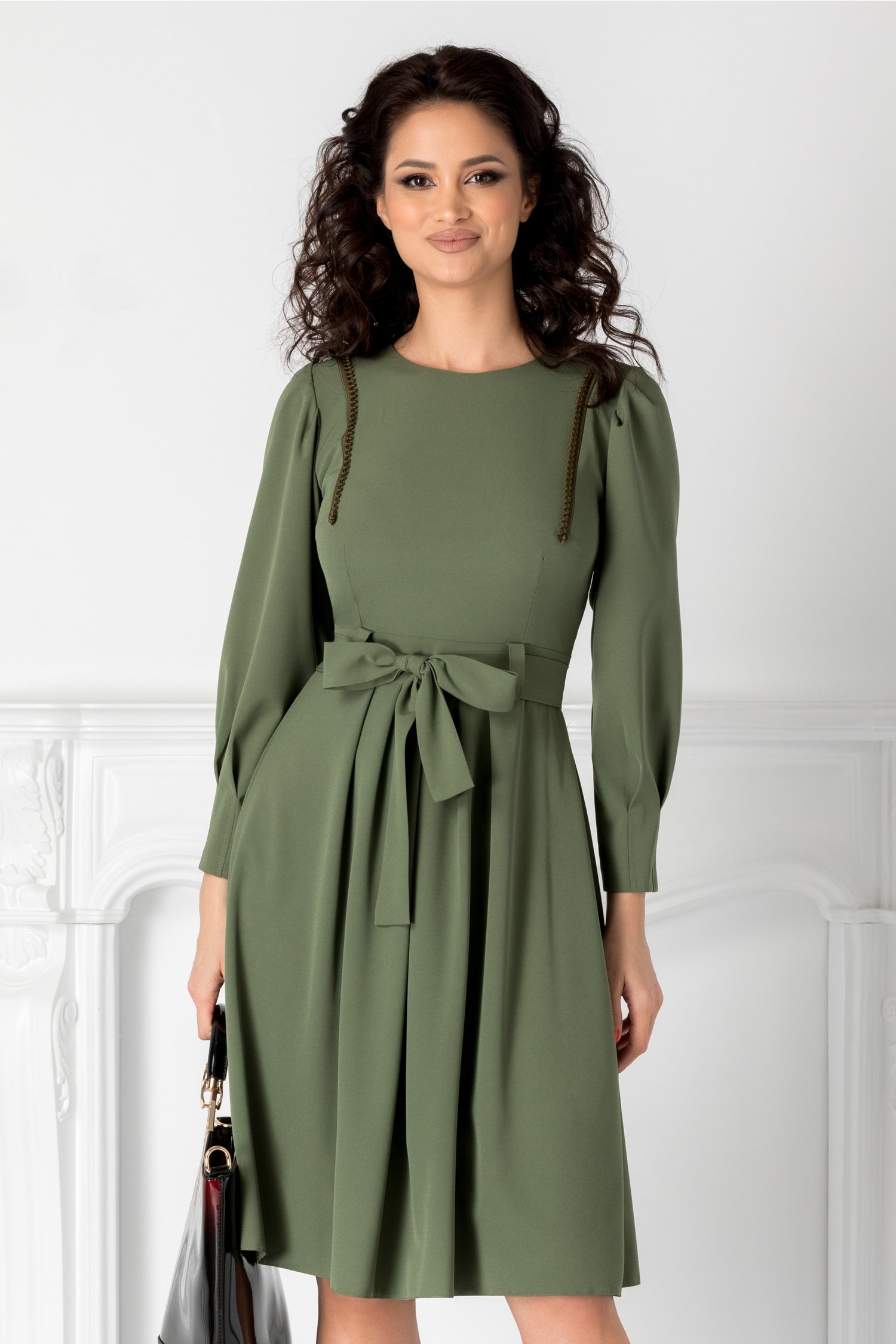 Rochie Moze verde kaki cu snur aplicat la bust