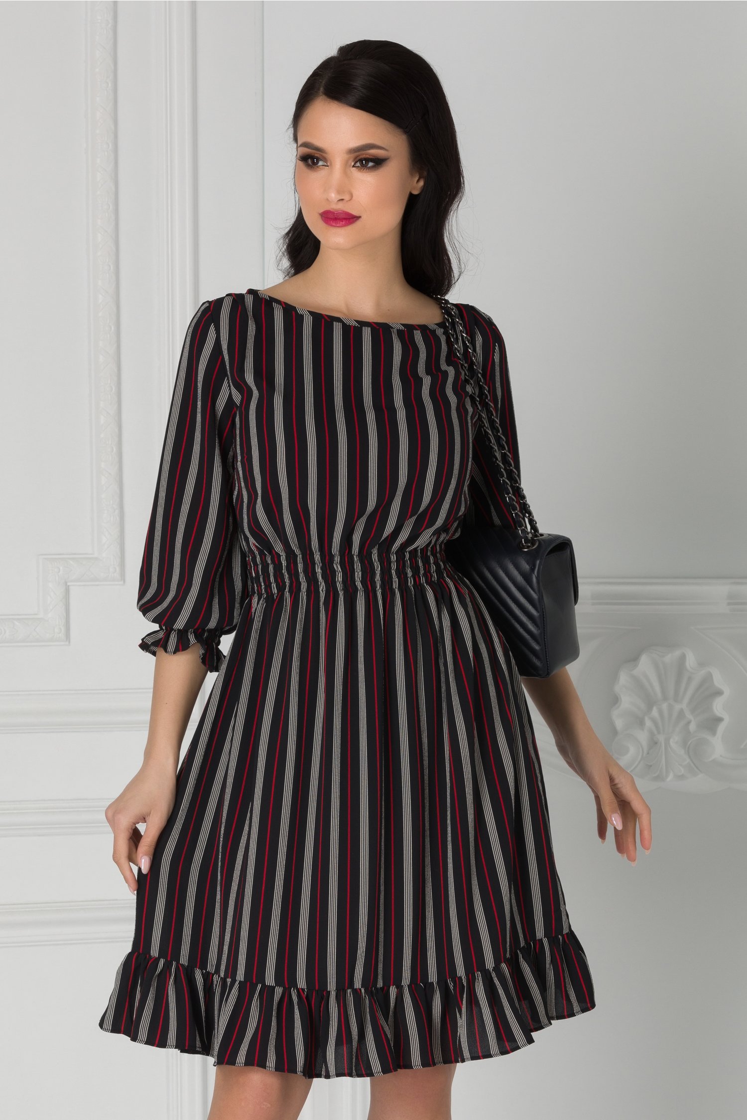 Rochie Natalia neagra cu dungi albe si rosii