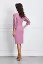 Rochie Natalia roz cu dantela si accesoriu la decolteu