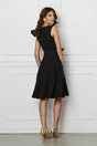 Rochie neagra cu floare in talie si volanas pe un umar