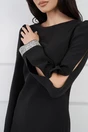 Rochie neagra cu strasuri la maneci