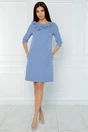Rochie office din stofa bleu accesorizata cu floricele la bust
