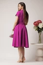 Rochie office din stofa magenta cu nasturi si cordon decorativ in talie
