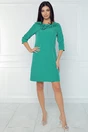 Rochie office din stofa verde accesorizata cu floricele la bust