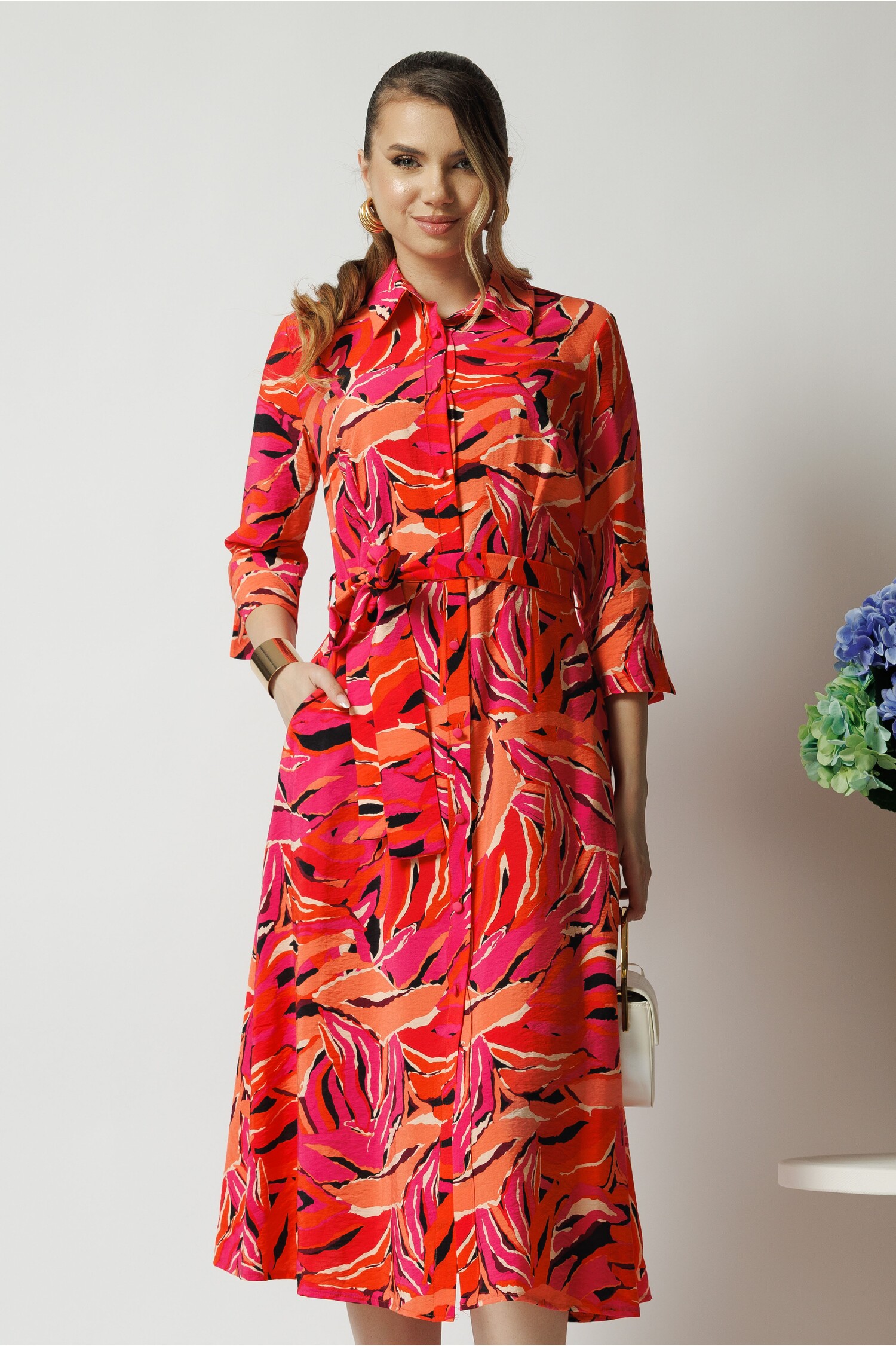 Rochie office din viscoza fucsia cu imprimeu portocaliu si cordon in talie