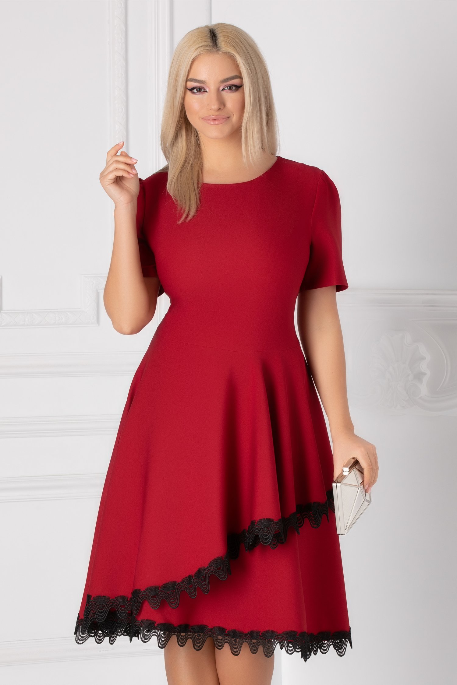 Rochie Penelope bordo cu dantela la baza