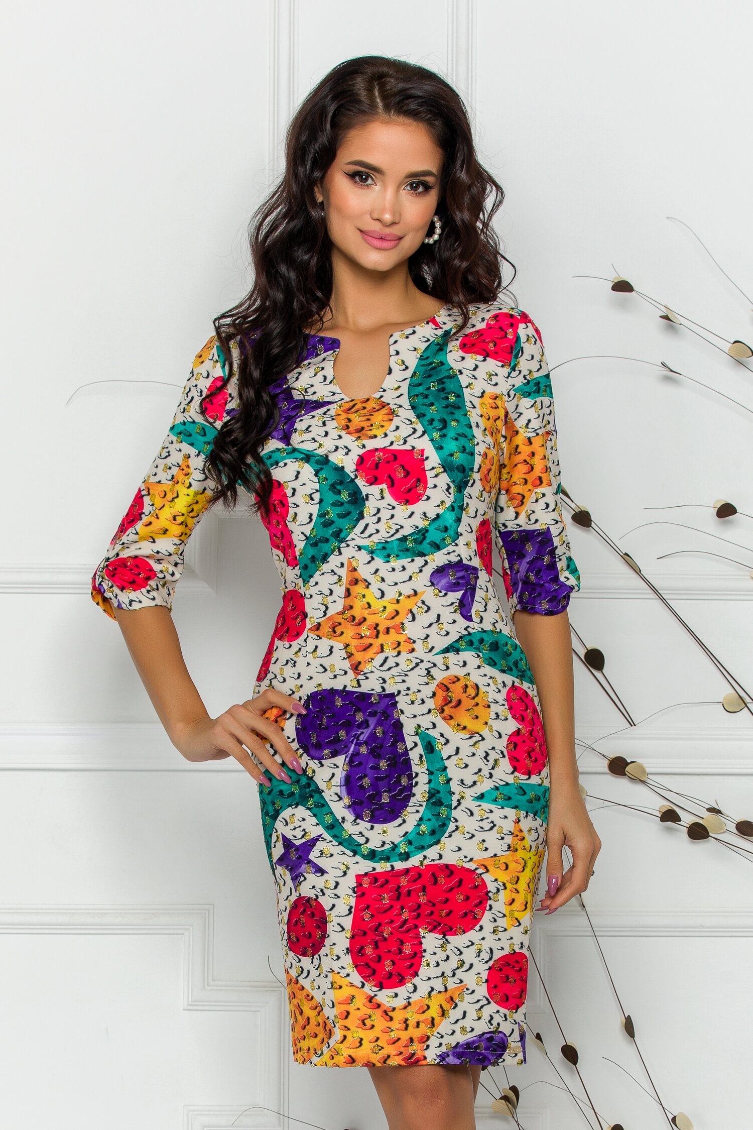 Rochie Ramona cu imprimeuri colorate si buline din fir lurex