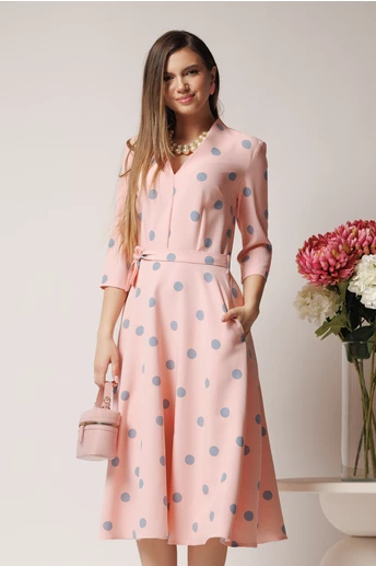 Rochie roz midi de zi cu buline bleu si decolteu