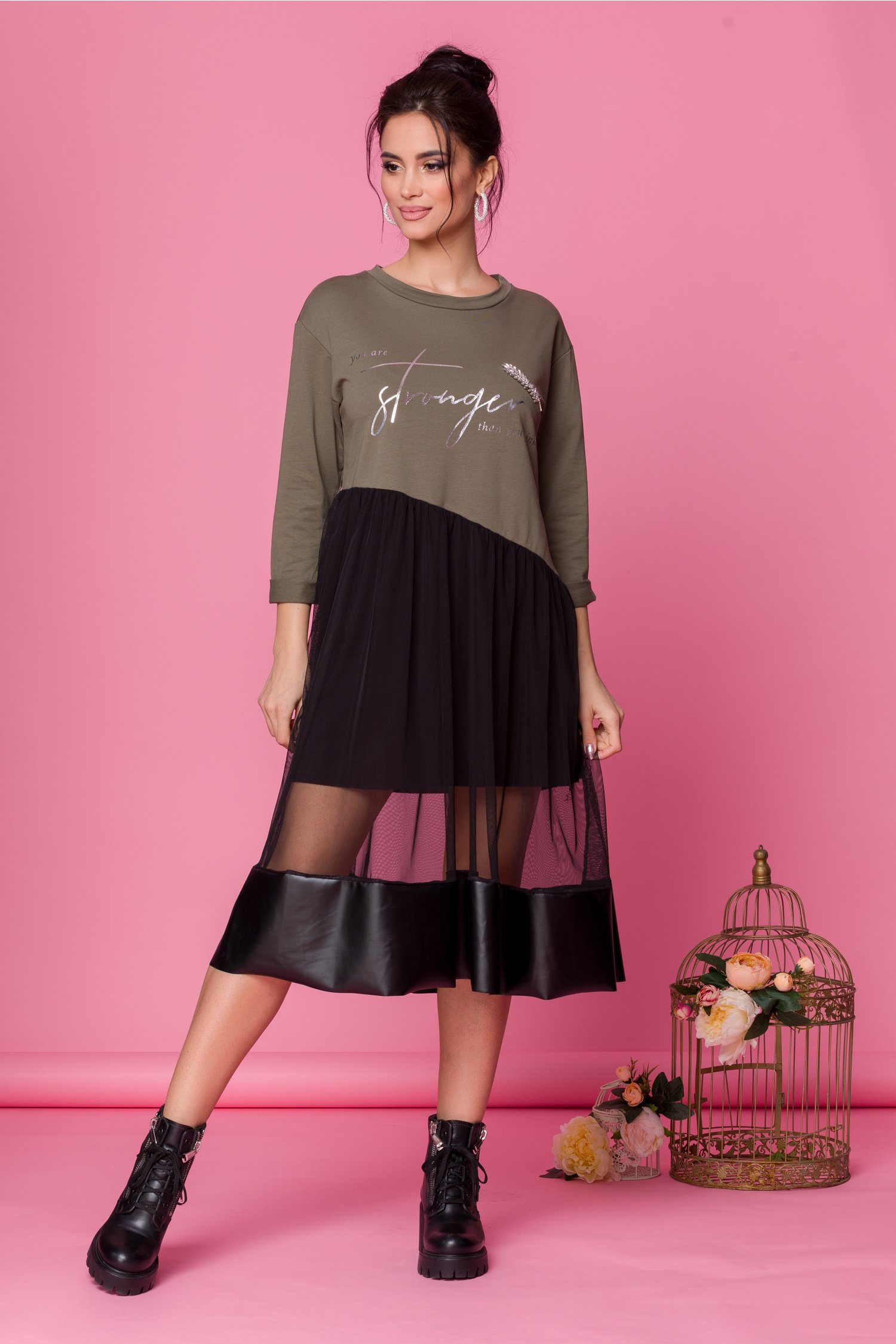 Rochie sabrina kaki cu fusta din tull negru