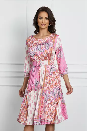 Rochie Sorana alba cu imprimeuri fucsia si fusta plisata
