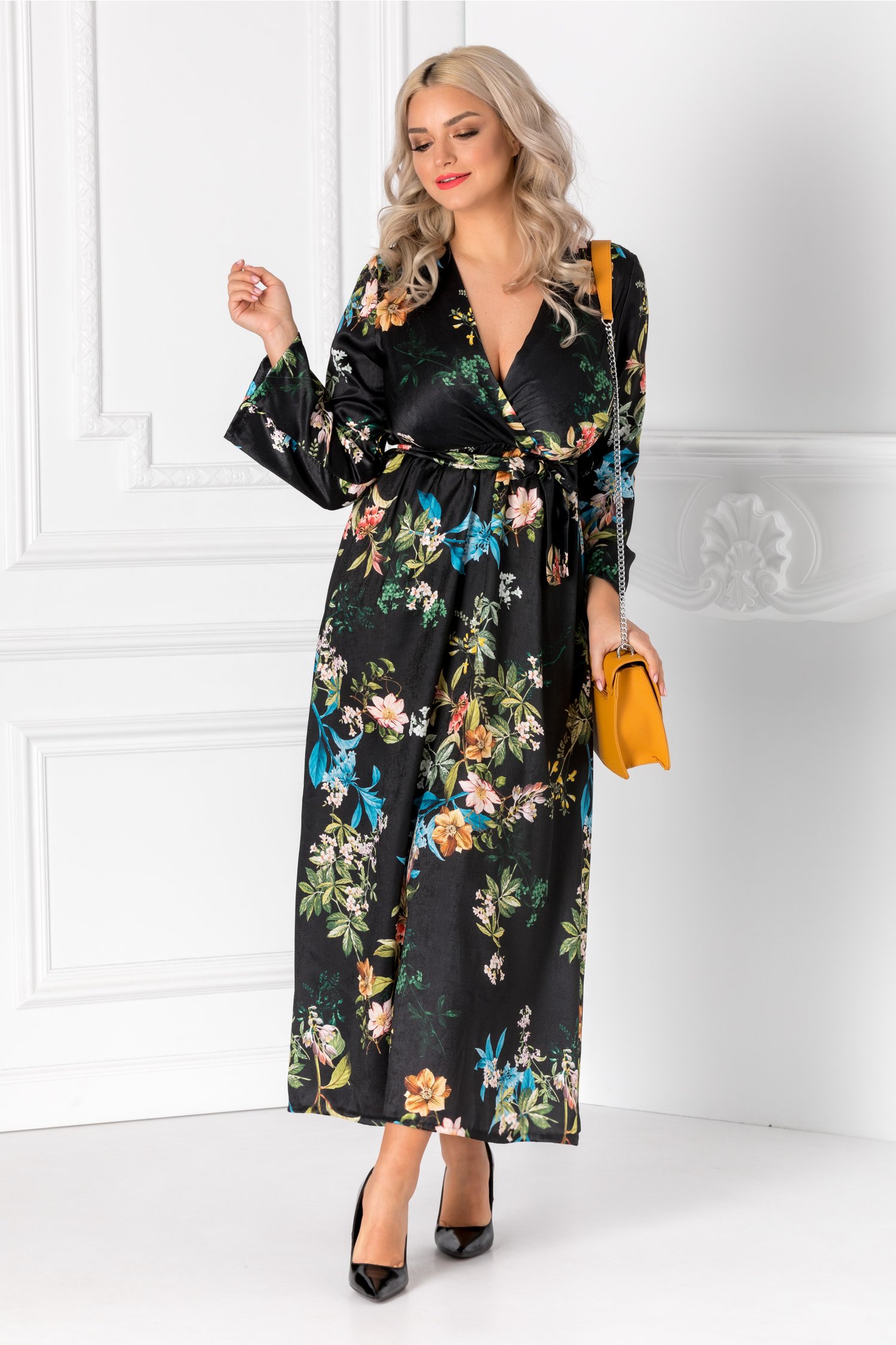 Rochie Taylor neagra cu cordon in talie si imprimeu floral