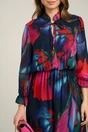 Rochie vaporoasa de zi din voal bleumarin cu imprimeuri fucsia