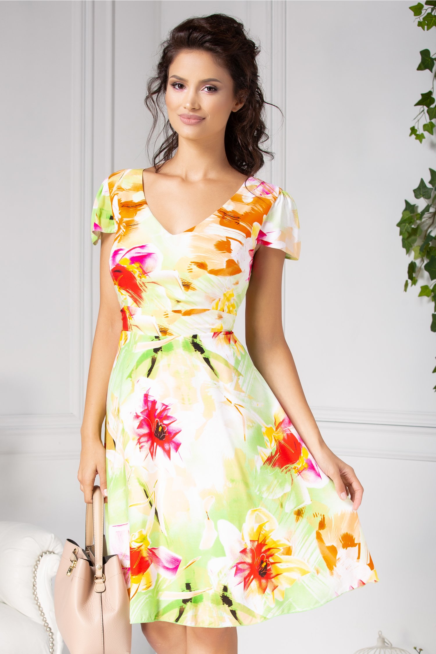 Rochie Veda de zi vernil cu imprimeu floral