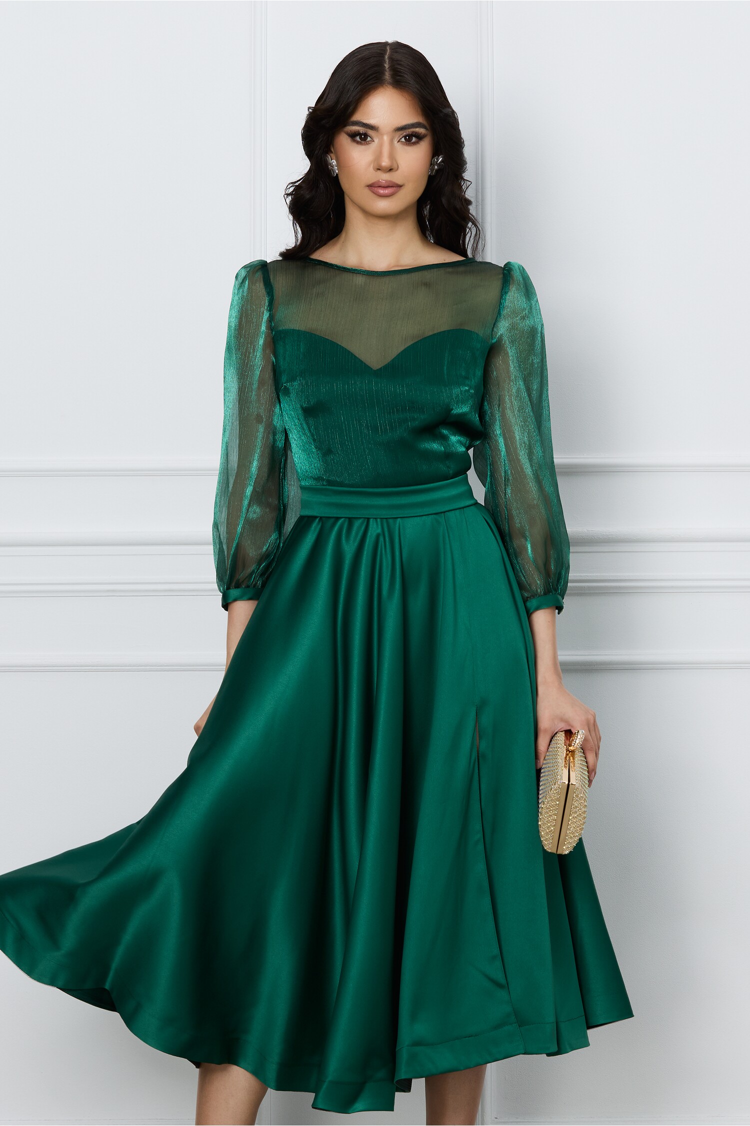 Rochie verde din satin cu bust din organza