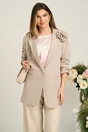 Sacou office din stofa bej cu floare maxi pe bust