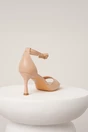 Sandale elegante din piele ecologica bej cu toc subtire