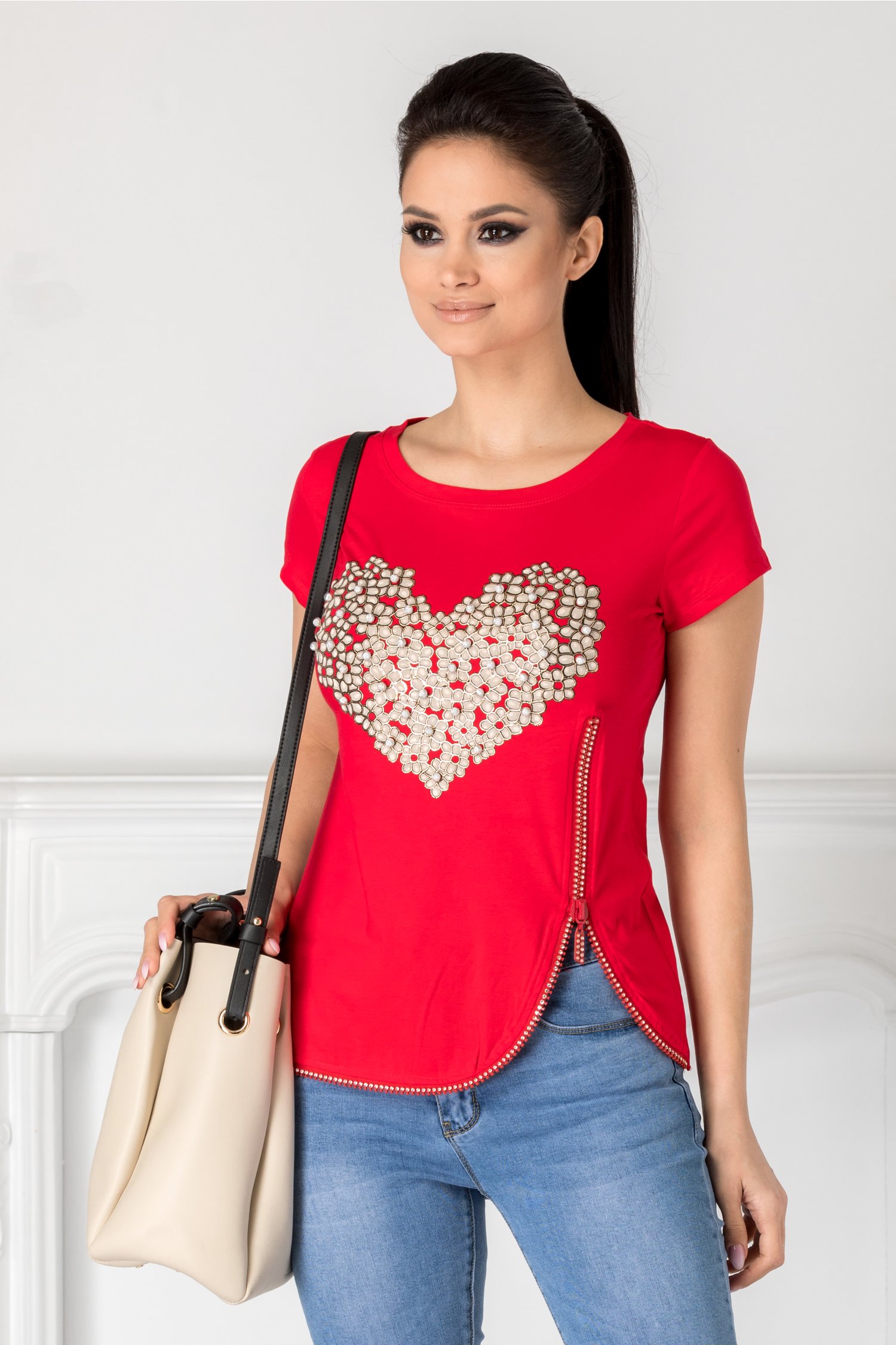 Tricou rosu heart cu fermoar pe o parte