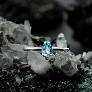 Сребърен Serene Bliss Blue Topaz Сребърен пръстен