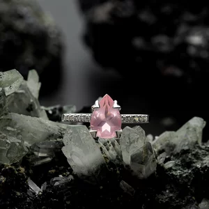 Сребърен сребърен розов кварцов капков пръстен