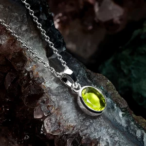 Ezüst Desiree Peridot ezüst medál