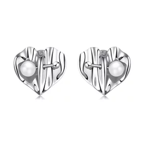 Ezüst Pinned Pearl fülbevaló