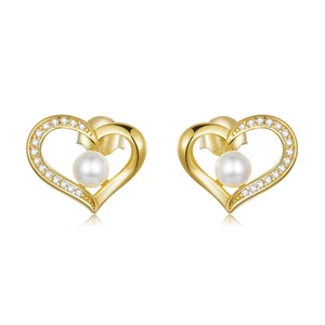 Golden Hearted Pearl ezüst fülbevaló