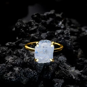Golden Simple Moonstone ezüst gyűrű