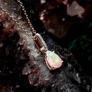 Rose Gold csepp opál ezüst medál