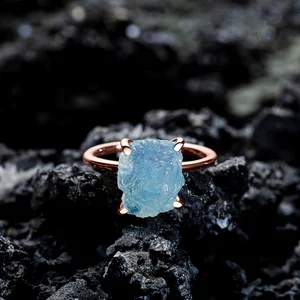 Rose Gold Simple Stone Aquamarine ezüst gyűrű